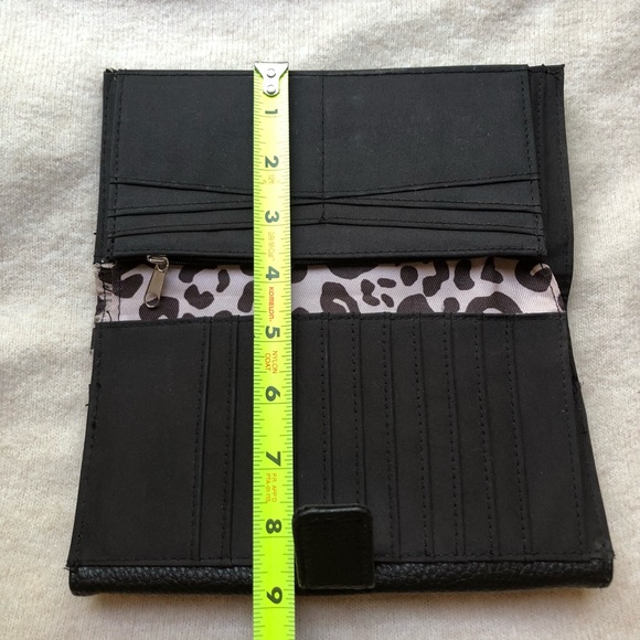 💕Jessica Simpson Large Bow Wallet 💕 - Picture 15 of 15